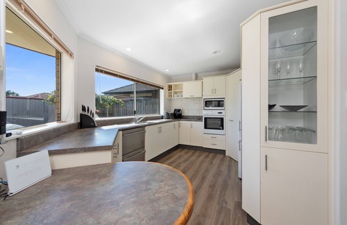 Mount Maunganui House | Mount Holidaze - Mt Maunganui Holiday Home