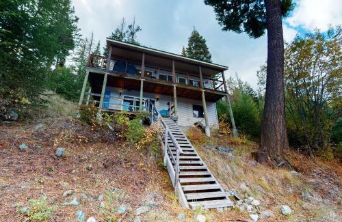 Enterprise House | Mount Howard Chalet