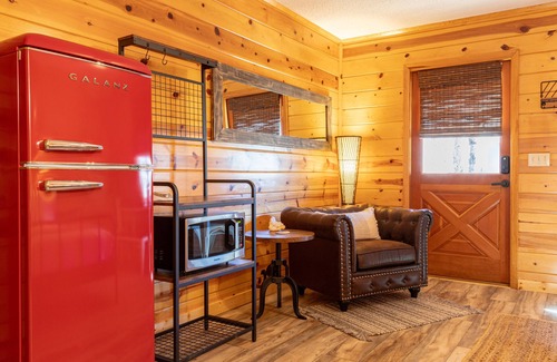 Burnsville Cabin | Mount Mitchell Eco Retreat