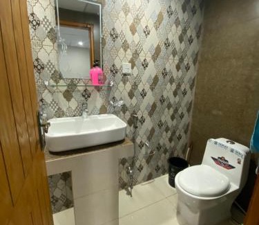 Dhirkot Apartment | Mount Vista Resort