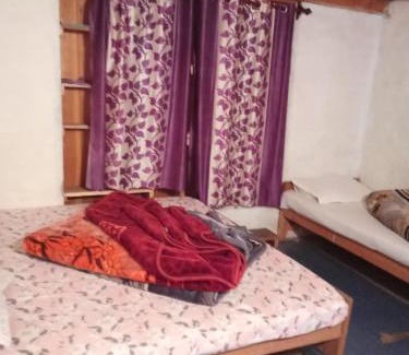 Khattalwada House | Mountain bagpackers