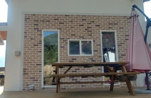 Hwagae House | Mountain Bird Sound Pension in Jirisan Mountain