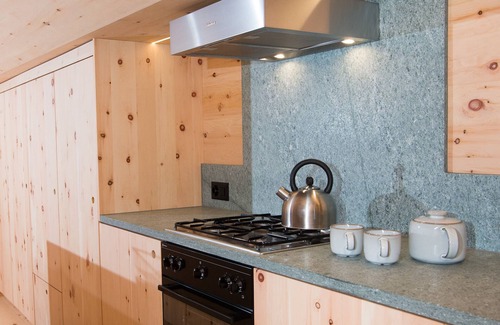 Lantsch-Lenz Ski Chalet | Mountain Cabin Got Spess Lenzerheide