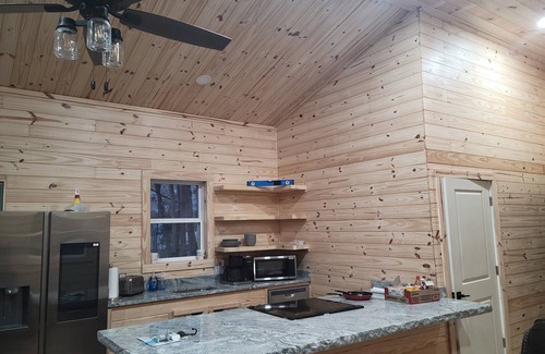 Chester Cabin | Mountain Cabin With Amazing View and Private Hot Tub