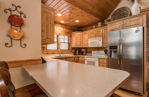 Sapphire Cabin | Mountain Club - Rustic Mountain Surroundings