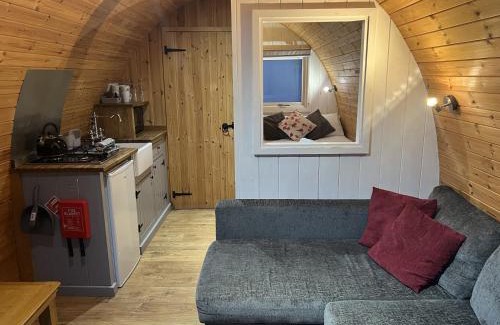 Marshbrook House | Mountain Edge Resort Mega pod 5 with Hot Tub