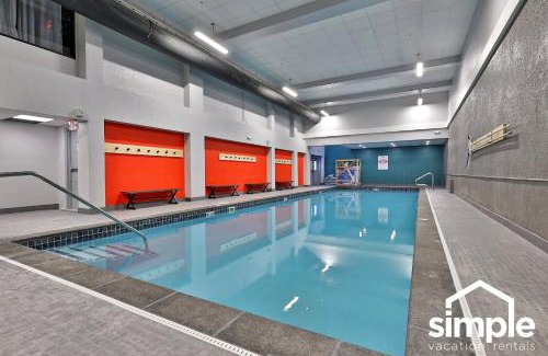 Killington House | Mountain Green Resort - 2BR, 2BA Renovated Condo, Pool, Hot Tub, Shuttle, Gym, Restaurant