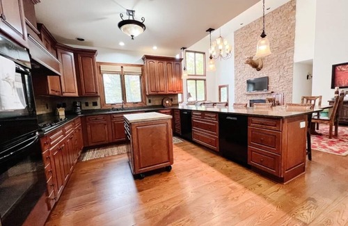 Victor House | Mountain Home in Victor Idaho
