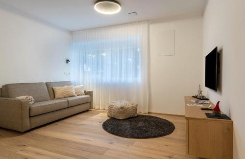 Valdaora di Mezzo Apartment | Mountain Meadows Apt 4