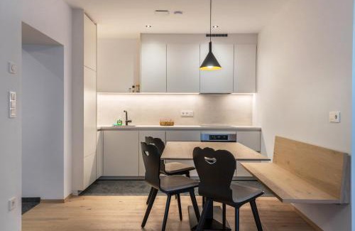 Valdaora di Mezzo Apartment | Mountain Meadows Apt 4