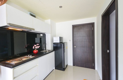 Patong Apartment | Mountain/Poolview Balcony 45M2