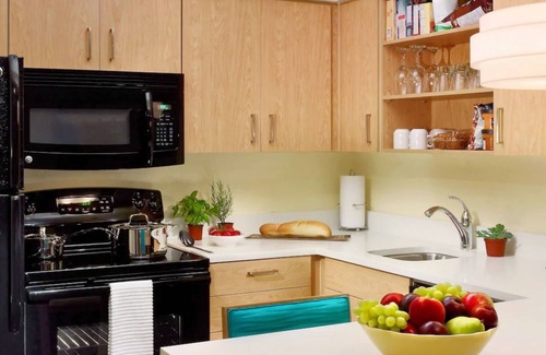 Flagstaff Condo | Mountain Retreat:Serene Suites in Scenic Flagstaff