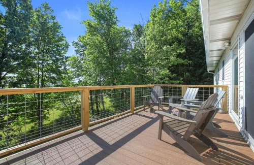 Tunkhannock House | Mountain Retreat Stunning Views Hot Tub Fire Pit