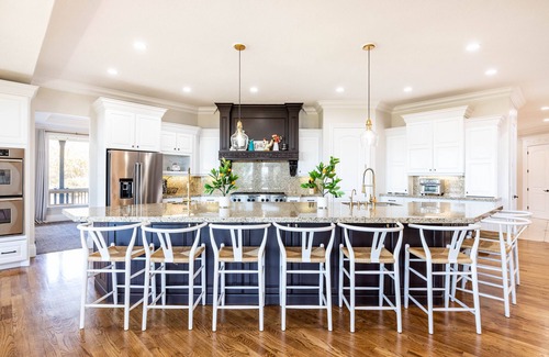 Alpine House | Mountain Retreat: Unparalleled Views, Indoor Gym