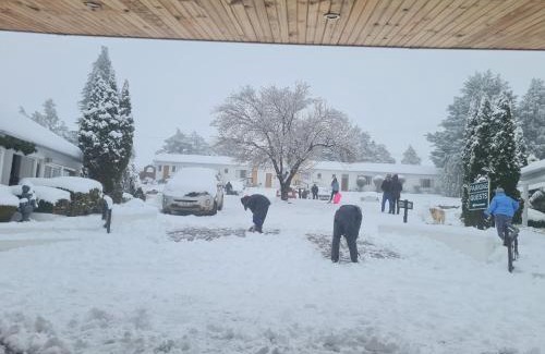 Sakhisizwe Hotel | mountain shadows hotel