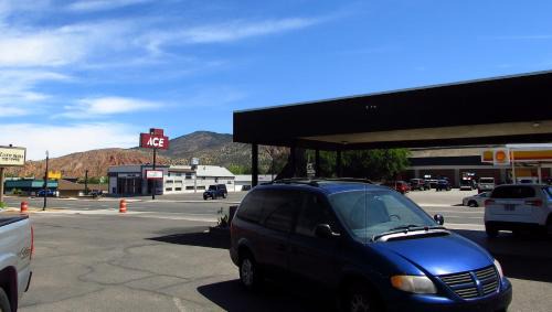 Cedar City Hotel | Mountain Star Inn