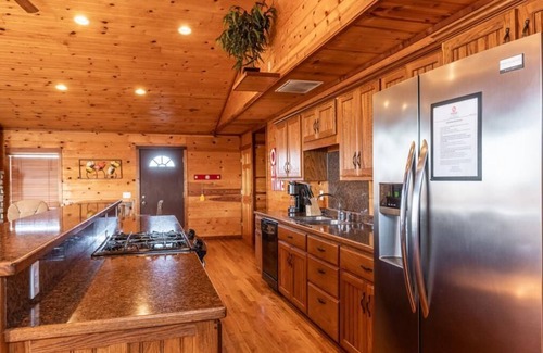 Ponca Cabin | Mountain Sunset Cabin w/Hot Tub