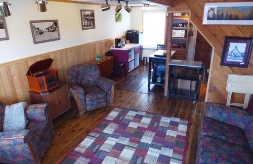 Wells Hotel | Mountain Thyme Getaway