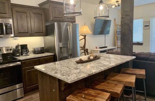 Victor Condo | Mountain Town Getaway in Teton Valley