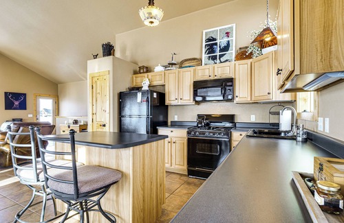 Como House | Mountain & Valley Views: Fairplay Family Home!