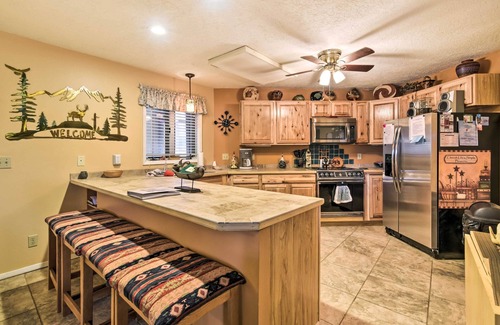Angel Fire Condo | Mountain-View Angel Fire Condo: Walk to Skiing