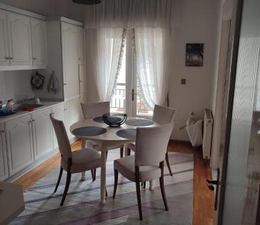 Florina Apartment | Mountain View Apartment