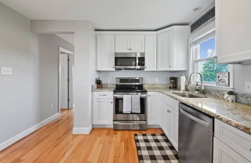 Berryville Other | Mountain View Cottage @ 66-acre Horse Farm