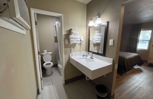 Flagstaff Hotel | Mountain View Inn