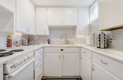 Central Colorado Springs House | Mountain View Retreat | Updated Lower Level Unit
