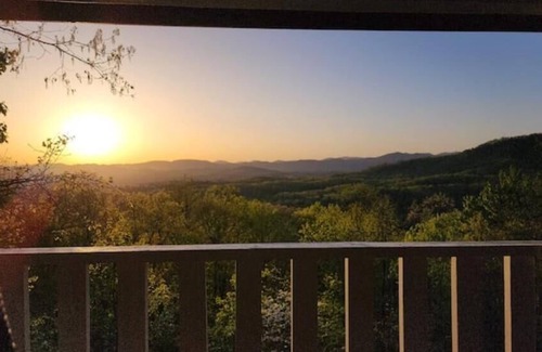 Murphy House | Mountain Views- Appalachian Mtns/Smokies. Waterfalls, trails, casino nearby!