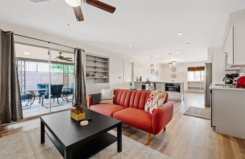 North Mountain House | Mountain Views | Hiking & Adventure