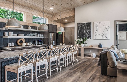 Whittier Cabin | Mountain Views HotTub FirePit Luxury Sky Cabin