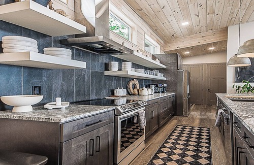 Whittier Cabin | Mountain Views HotTub FirePit Luxury Sky Cabin