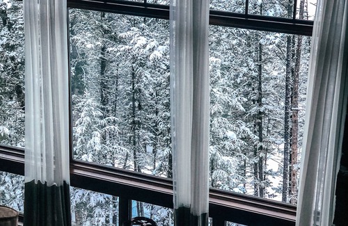 Jackson House | Mountainside Chateau In Jackson Hole - View of Tetons, Walk To Town