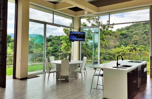 Anapoima House | MOUNTAINVIEW ANAPOIMA COUNTRY HOUSE PRIVATE POOL