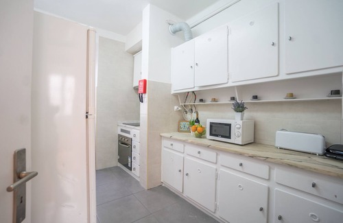 Socorro Apartment | Mouraria 2 Bedroom Apartment