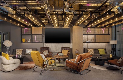 Dublin Hotel | Moxy Dublin Docklands