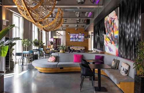 Custom House Hotel | Moxy London Excel