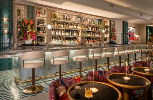 St. Petersburg - Clearwater Hotel | Moxy St. Petersburg Downtown