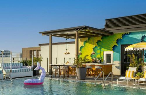 St. Petersburg - Clearwater Hotel | Moxy St. Petersburg Downtown