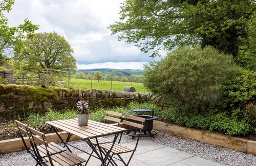 Baslow Cottage | Mr McGregor’s Garden Shepherd's Hut/Chatsworth
