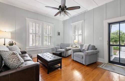 Fredericksburg House | Ms Bunnys Bungalow