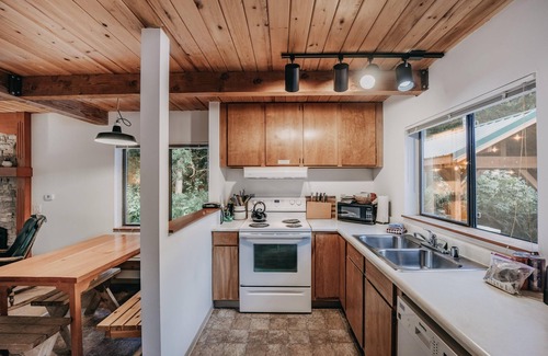 Maple Falls Cabin | Mt Baker Lodging - Cabin 67 - Private 2-story Cabin With a Private hot tub