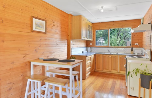 Gray Cabin | Mt Elephant Forrest Cabin