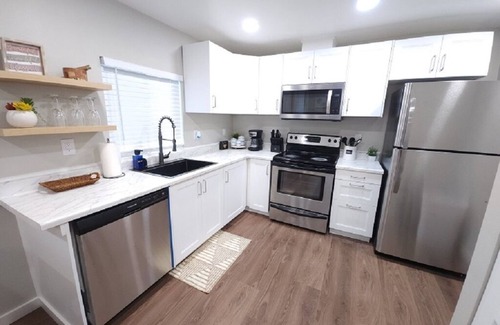 Gresham House | Mt. Hood Hideaway in Gresham - Troutdale