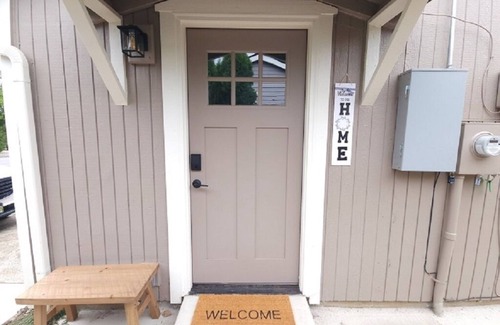 Gresham House | Mt. Hood Hideaway in Gresham - Troutdale