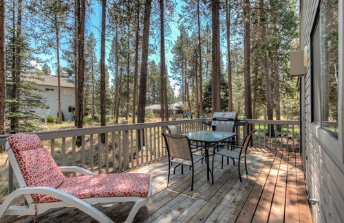 Deer Park House | Mt Rainier Lane 1