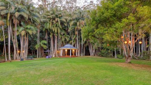 North Tamborine House | Mt Tamborine Stonehaven Manor
