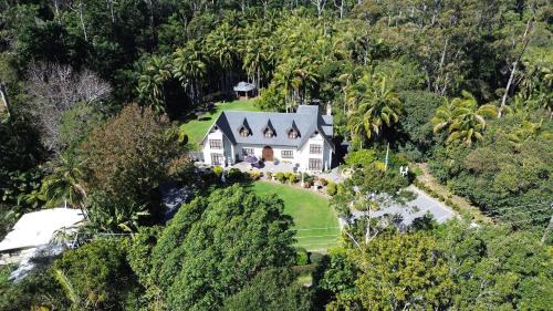 North Tamborine House | Mt Tamborine Stonehaven Manor