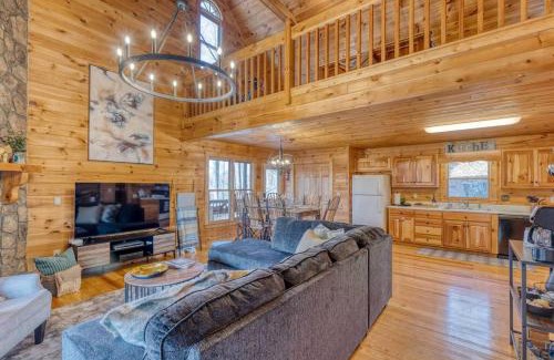 Walnut Mountain House | MTN Cabin Sleeps 10 - 5 Mins To Fishing & Camping
